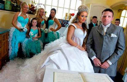 Vjenčanje je koštalo 180.000 eura, a razveli se za 8 mjeseci 