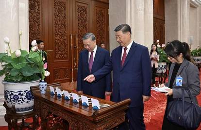 Xi Jinping i To Lam razgovarali uz čaj u Pekingu