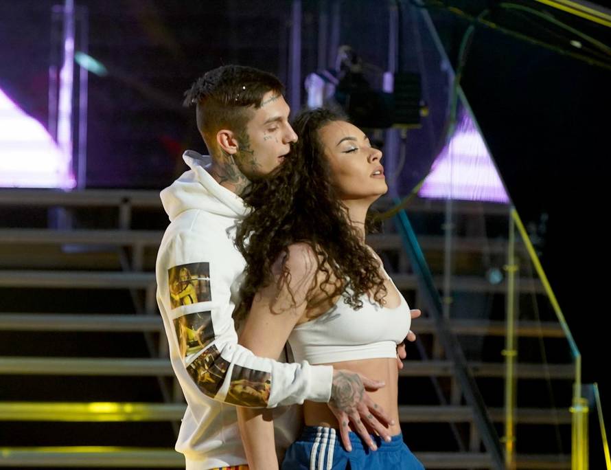 Fran i Paula se seksali u Zadruzi pa je tražila test za trudnoću...