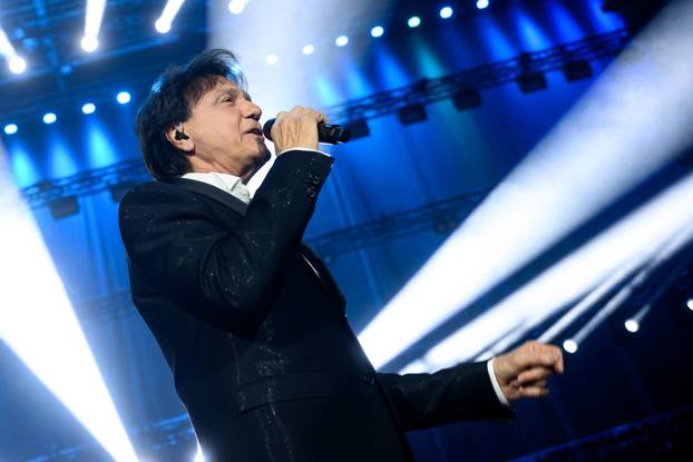 Zdravko Čolić održao je koncert u Areni Zagreb