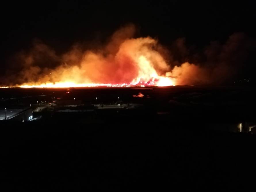Ogroman požar kod Metkovića: Obranili smo kuće, dobro je...