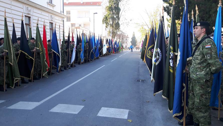 Hrvatska se danas u Vukovaru poklonila nevinim žrtvama