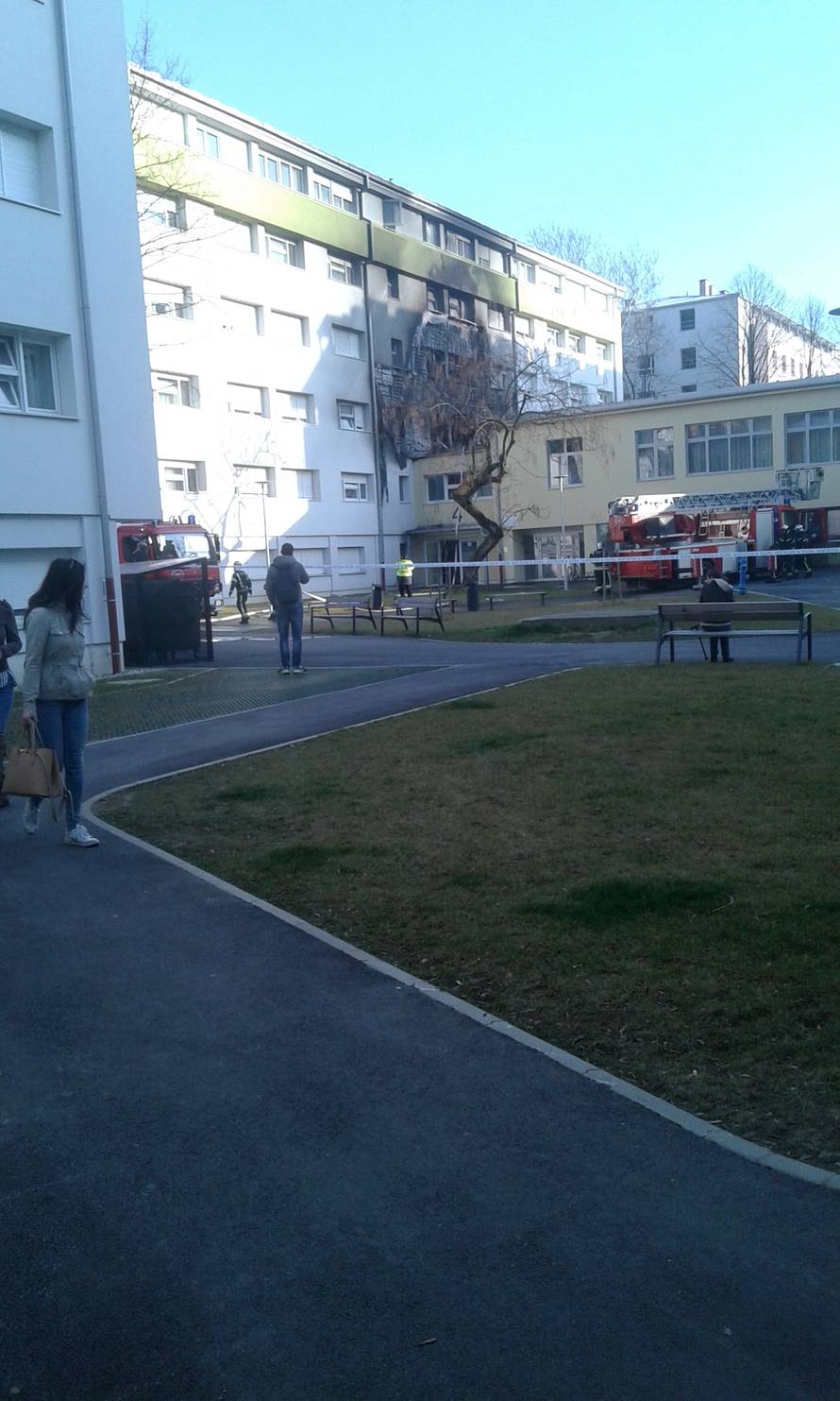 Požar na Cvjetnom: 'Uspaničio sam se, svi su vikali i bježali'