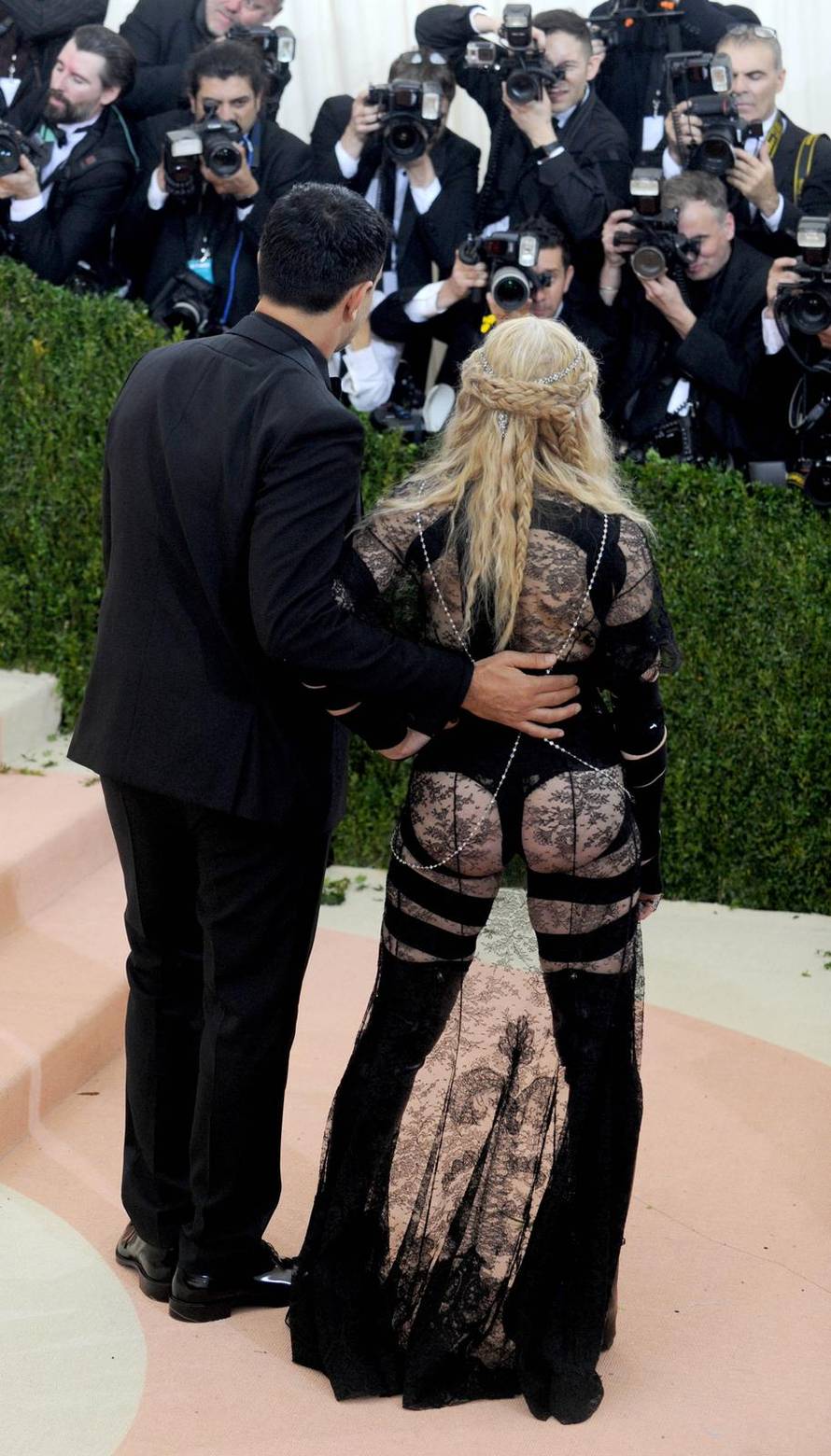 New York: Poznati se okupili na MET gala ve?eri