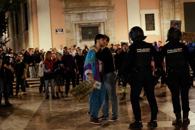 Protest against management of emergency response to the deadly floods in Valencia