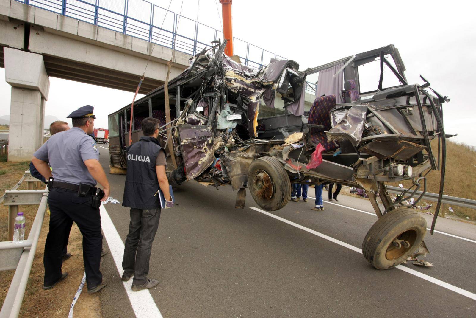 Smrt u autobusu: 'Grozno je kad morate gaziti preko mrtvih da biste spašavali one jedva žive'