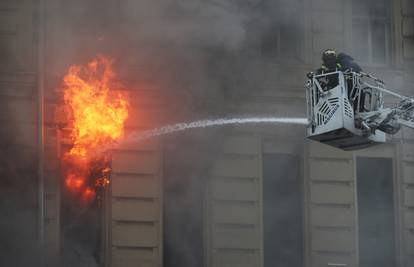 Požar u ženskom zatvoru u Moskvi: Evakuirano 850 ljudi