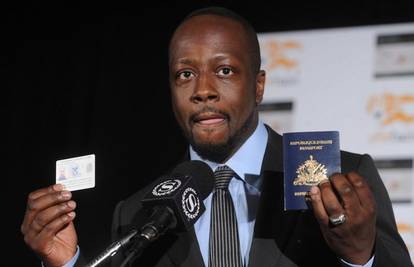 Reper Wyclef Jean lagao je da su ga upucali u ruku na Haitiju