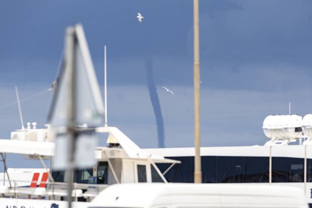 Kod Pule se formirala pijavica