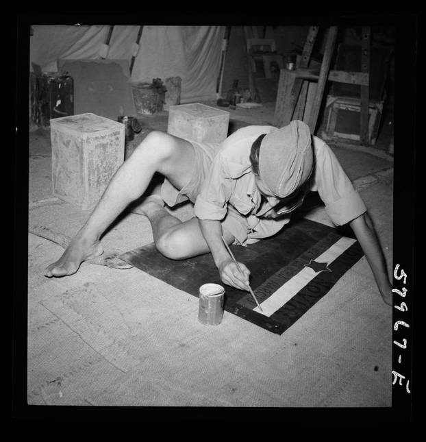 FOTO Pogledajte kako su Hrvati živjeli u El Shattu: U izbjeglištvu su slikali, svirali, radili igračke