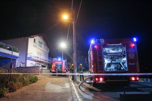 Zagreb: PoÅ¾ar na kroviÅ¡tu kuÃ¦e u GraÃ¨anima