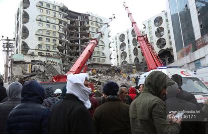 Njemački reosiguravatelj: Šteta nastala u potresu u Turskoj i Siriji iznosi 40 milijardi dolara