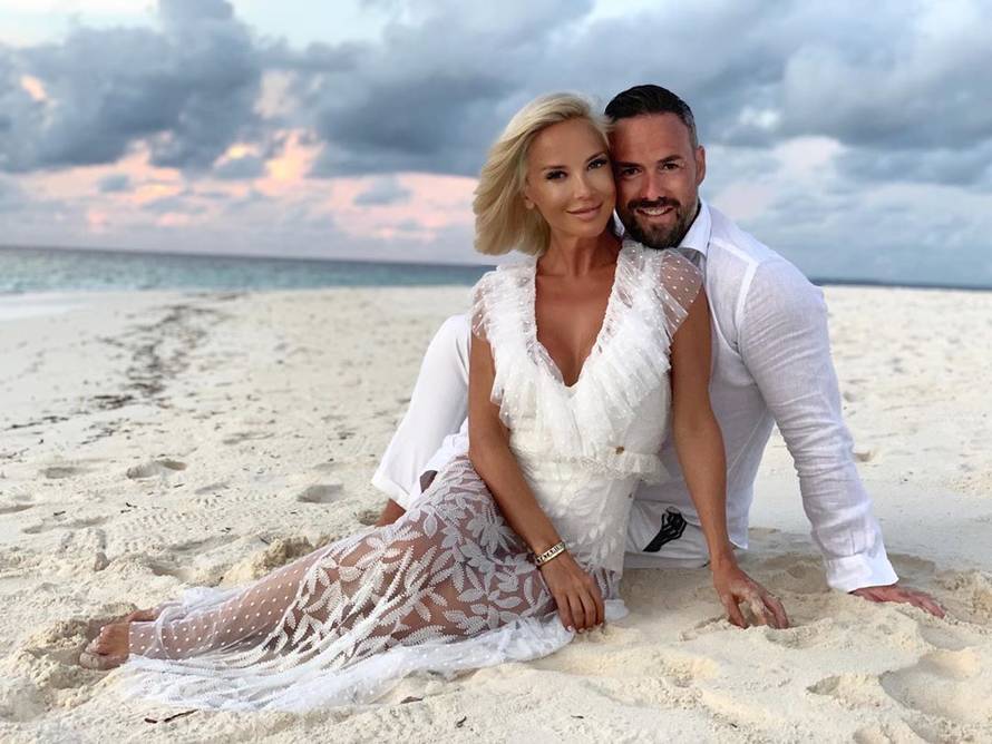 Bila sam s dečkima koji nemaju za kikiriki. Nos nisam operirala