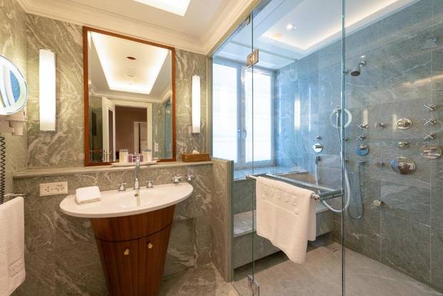 FOTO Pravi raj u Alpama, luksuz koji doslovno oduzima dah