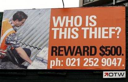 Kradljivca oglasnog panela postavili na veliku reklamu