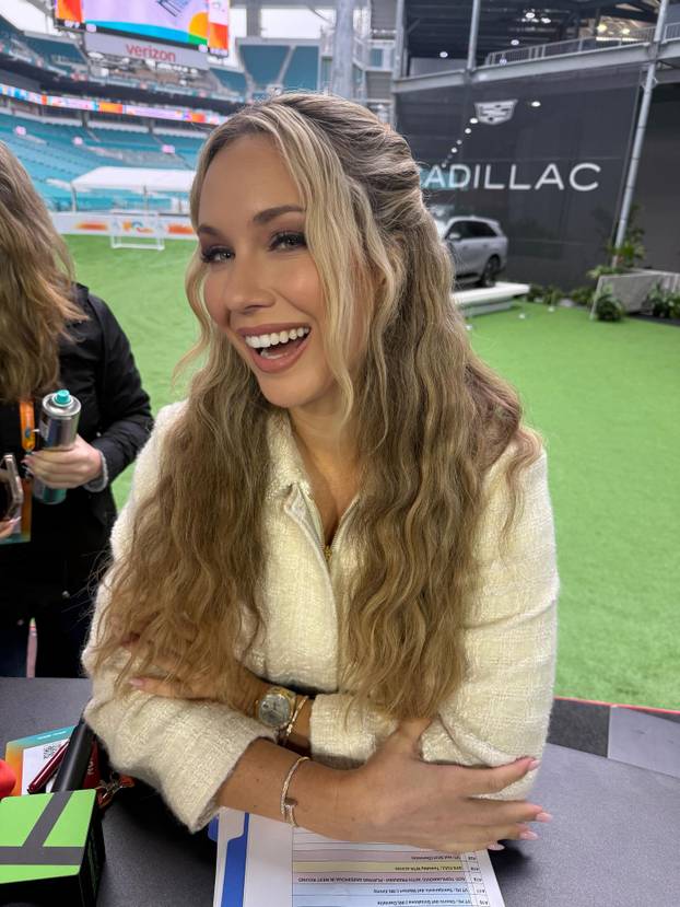 TENISKI SKANDAL Uvaljivala se kolegi?! 'Ako me želiš, onda i jače serviraj'. On je sve negirao