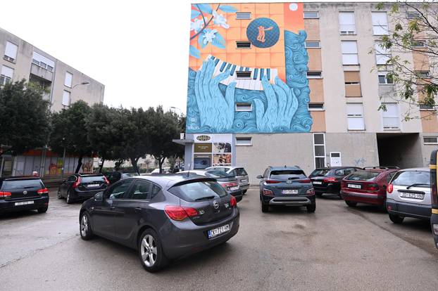 Zadar: Nedavno oslikan mural na stambenoj zgradi na Voštarnici