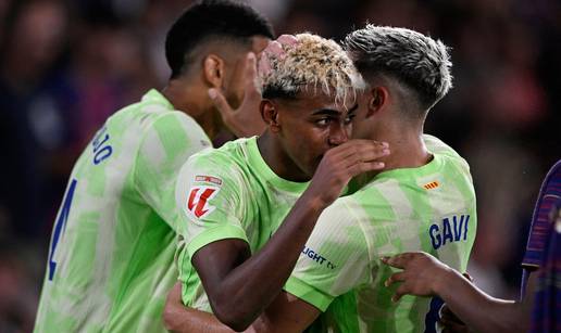 Barcelona gubila 2-0, a onda je izvela pravo &ccaron;udo u nadoknadi