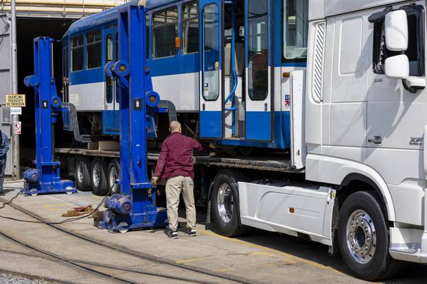 Osijek: Primopredaja tramvaja koje Grad Osijek daruje Gradu Žitomiru u Ukrajini