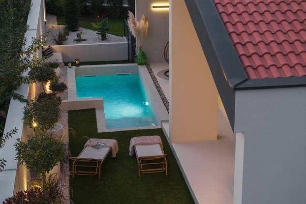 FOTO Romantična kuća za dvoje u Istri: Zavirite u oazu luksuza čije uređenje oduzima dah