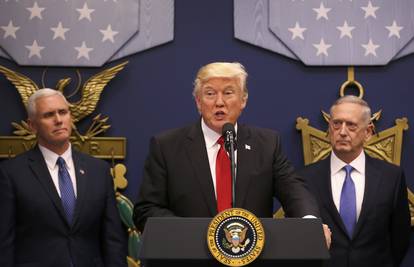 Trump 'nagazio' na izbjeglice:   'ISIL-ovci neće kročiti u SAD!'