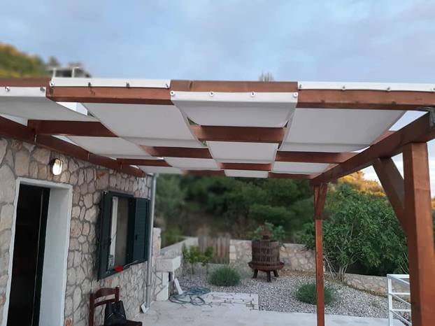 FOTO Ovo je Budimirova vila Pokora: Na ilegalnom katu su biljar i terasa, bazen će rušiti...