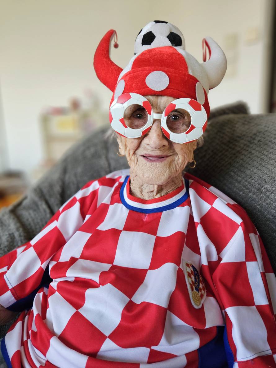 FOTO Baka Neda (98) i Nora (2) najveće su navijačice: 'Oduvijek je bila veliki fan Duvnjaka...'