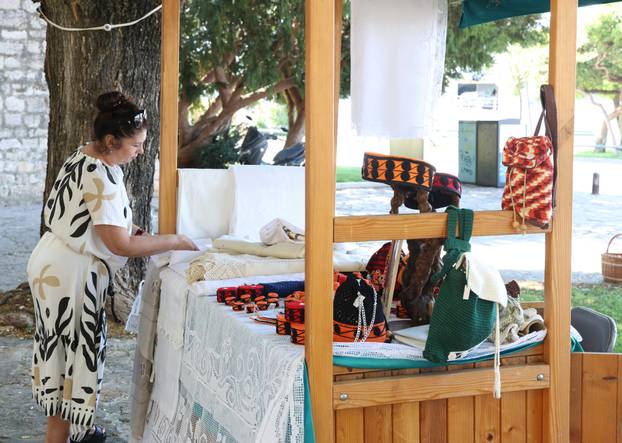 Šibenik: Zadnje pripreme prije sutrašnjeg otvorenja 16. Srednjovjekovnog sajma