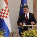 VIDEO Milanović se guši od smijeha, a Denis Bećirović bi najradije propao u zemlju