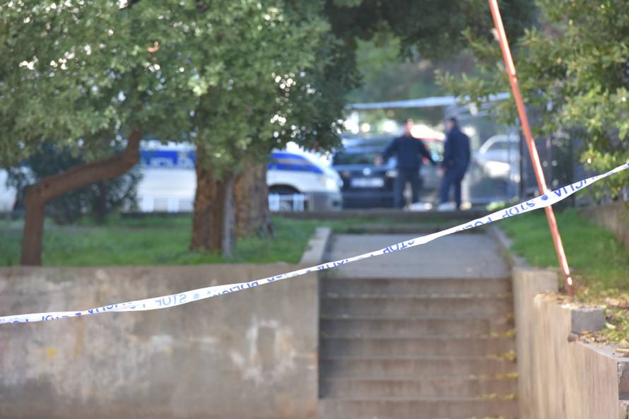 Eksplozija u dvorištu zadarske policije, popucala su stakla...