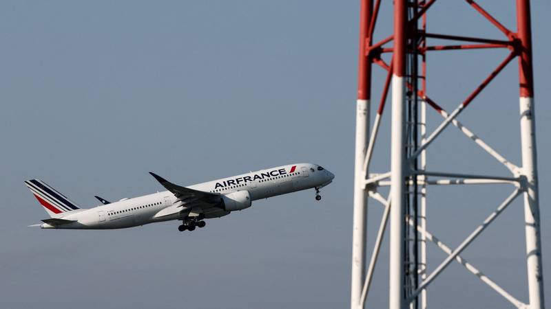 Alarm u Europi: Prijeti nestašica kerozina, sve ovisi o Hormuzu