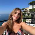 Sofia Vergara slavi 51. rođendan u Italiji, oduševila je zavidnom linijom: 'Samo me bole koljena'