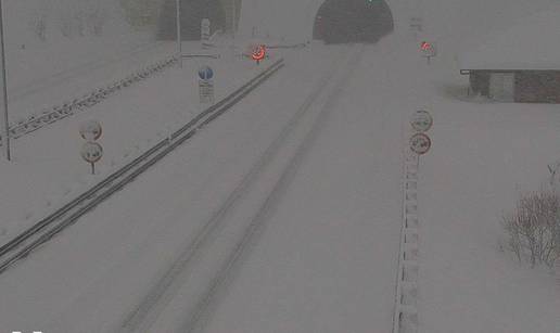 Zatvorili dio A1 za sve skupine vozila. HAK: 'Ne kre&cacute;ite na put!'