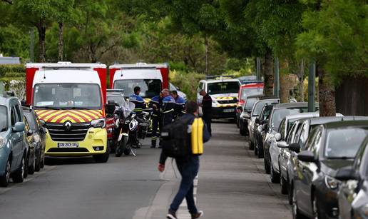 Horor u Francuskoj: Napadač (15) nožem nasrnuo na učenike, jedan je od ozljeda preminuo!