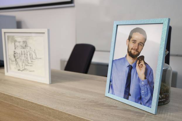 Zagreb: Udruga Palčići uručila donaciju bolnici Merkur u čast preminulom kolegi Sanjinu Španoviću