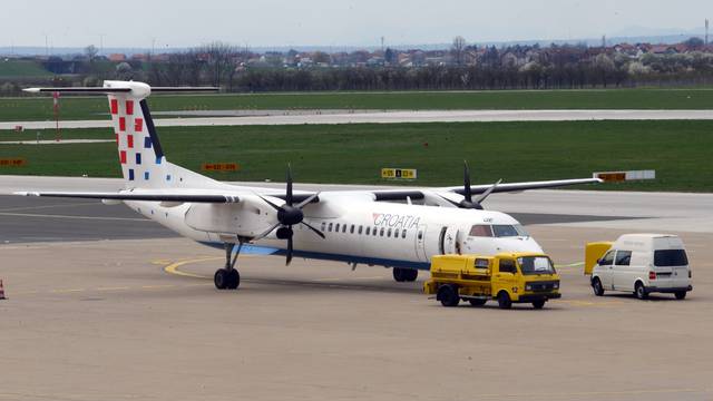 Avion Croatia Airlinesa nakon polijetanja vraćen u Dubrovnik