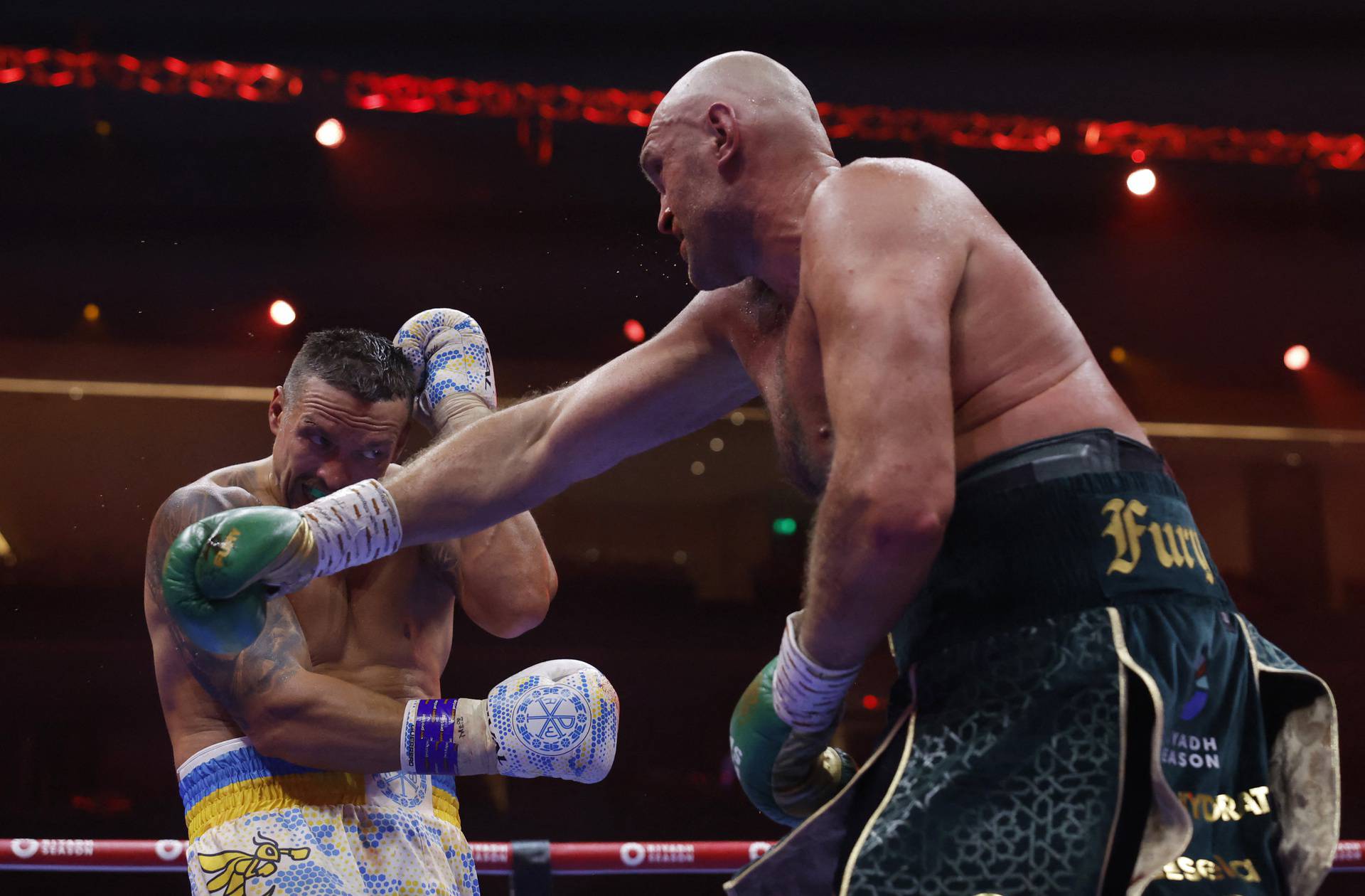 Tyson Fury v Oleksandr Usyk