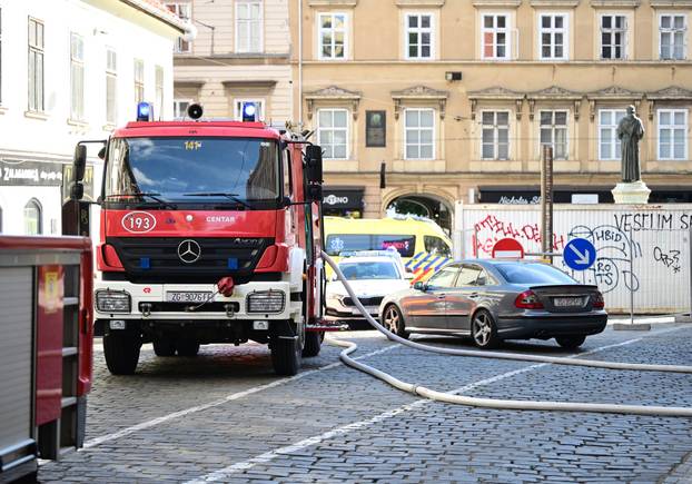 Zagreb: Požar u Mesničkoj ulici