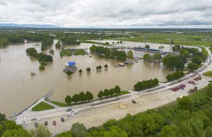 Furdek Hajdin: 'Vodostaji rijeka u Karlovcu su u padu, ali smo na oprezu zbog novih oborina'