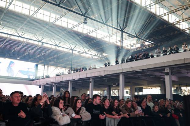 Zagreb: Popodnevni doček uz Aleksandru Prijović