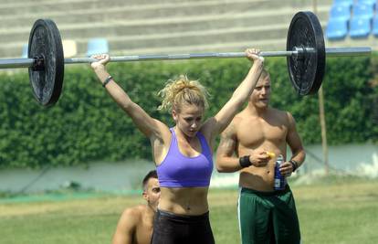 Gimnastičarka T. Erceg danas osvaja medalje u dizanju utega