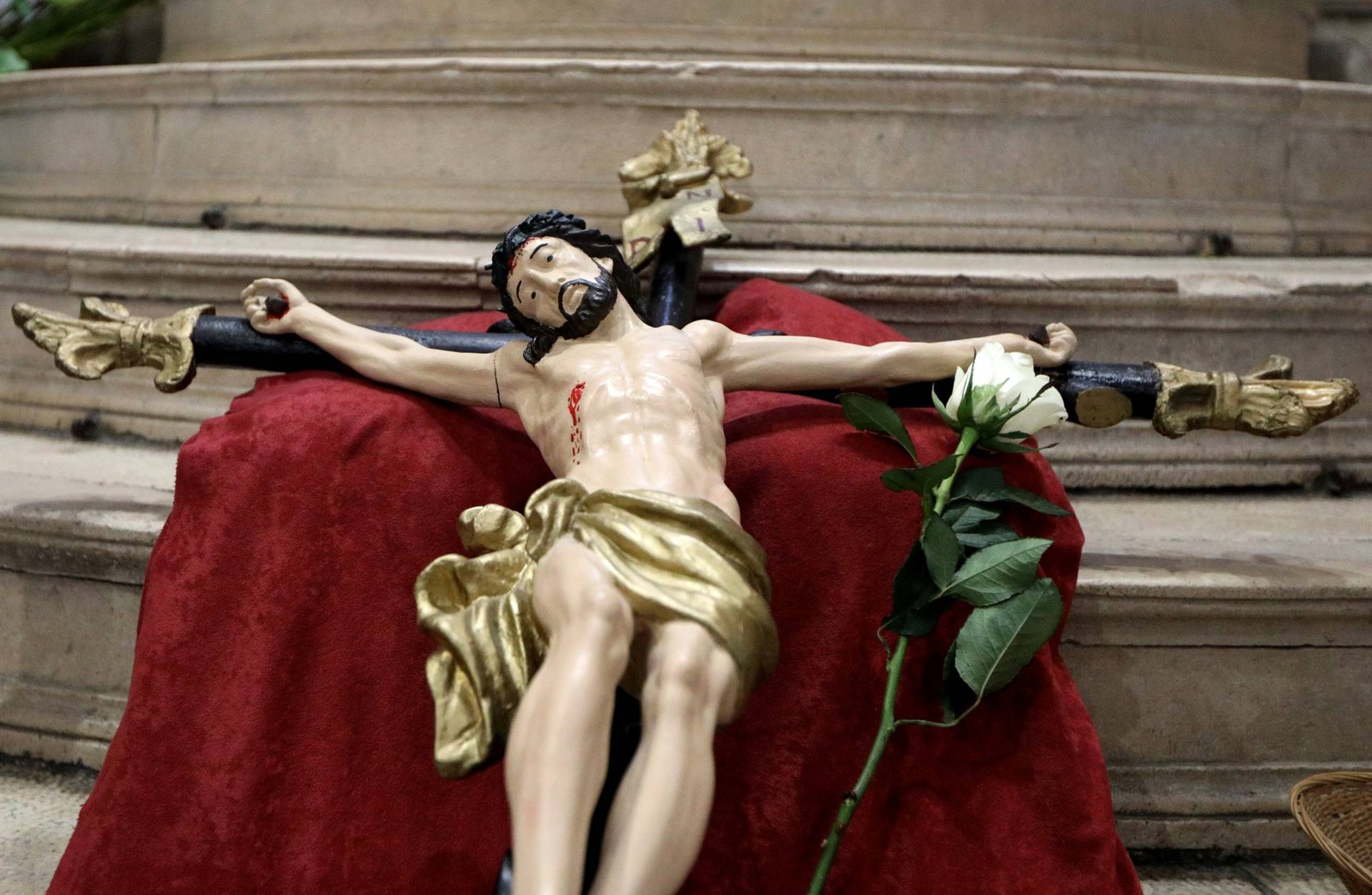 Šibenik: Blagoslov uskrnih jela u katedrali sv. Jakova