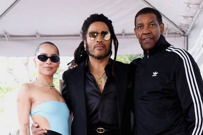 Legendarni Lenny Kravitz dobio je zvijezdu na Stazi slavnih, a njegova kći nasmijala govorom