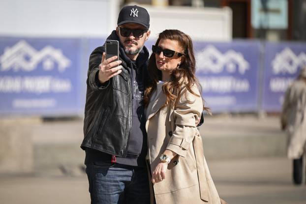 Zagreb: Sunčano i toplo vrijeme izmamilo građane na ulice