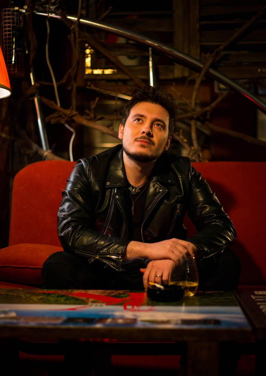 Crvena jabuka i Mejaši u duetu: Otkrili dugo skrivanu romantiku