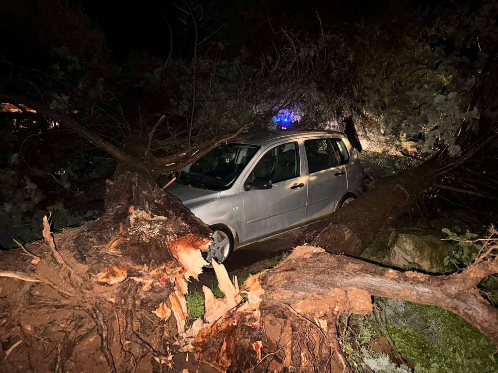 Jako nevrijeme s obilnom kišom sručilo se na Rovinj: Vatrogasci su imali preko 30 intervencija