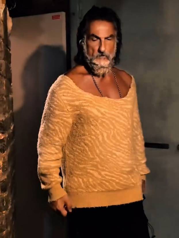 FOTO Zove se Zeus i izgleda kao bog: Ovaj muškarac je trenutno najpoželjniji na internetu!