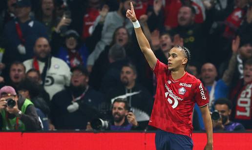 VIDEO Mbappé 'junior' zabio gol PSG-u i oteo im bodove. Ponosni brat sve pratio s tribina