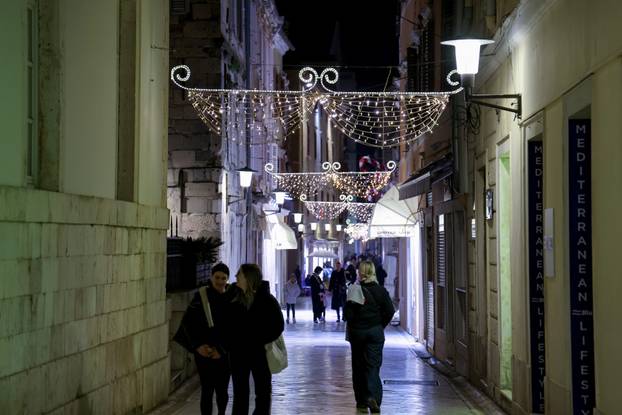 Zadar: Blagdanski ugođaj na gradskim ulicama