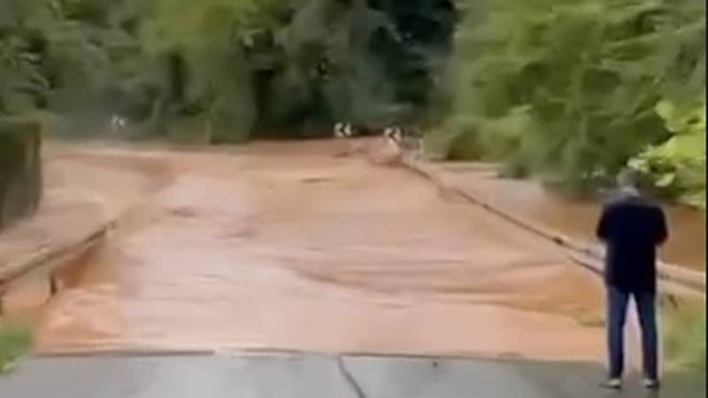 Šokantan video iz Istre: Ovo je cesta, a izgleda kao rijeka!